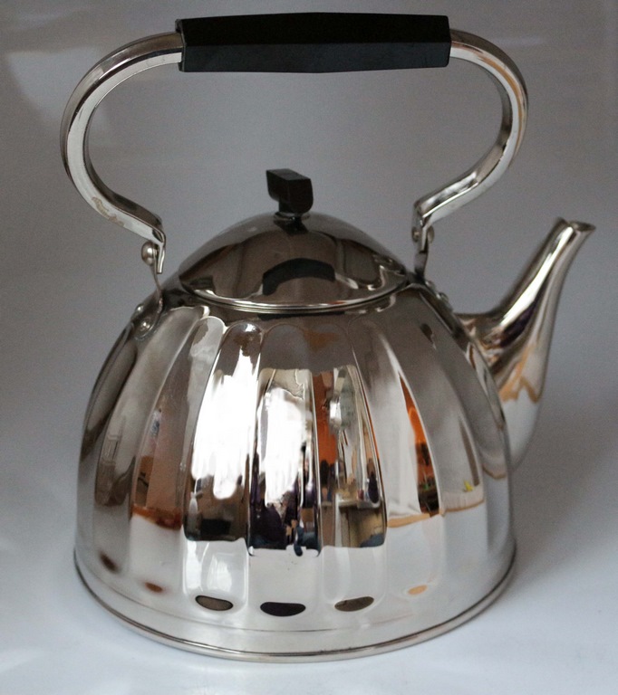 Граненый никелированный чайник из Кольчугино (2 литра)